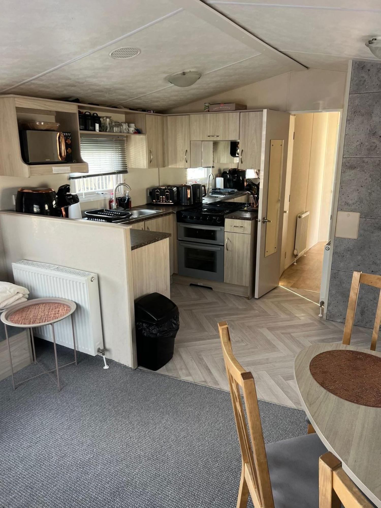 Hotel Angie'S Caravan At Seawick Saint Osyth Exterior foto